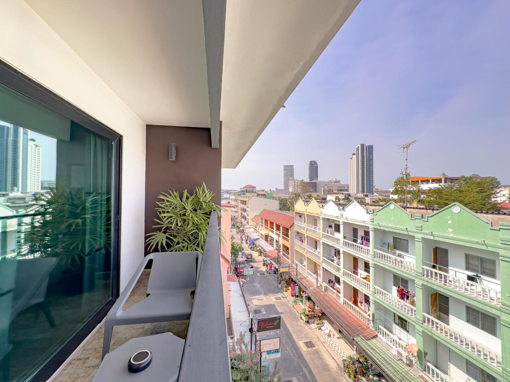Nalanta Hotel Pattaya Esterno foto