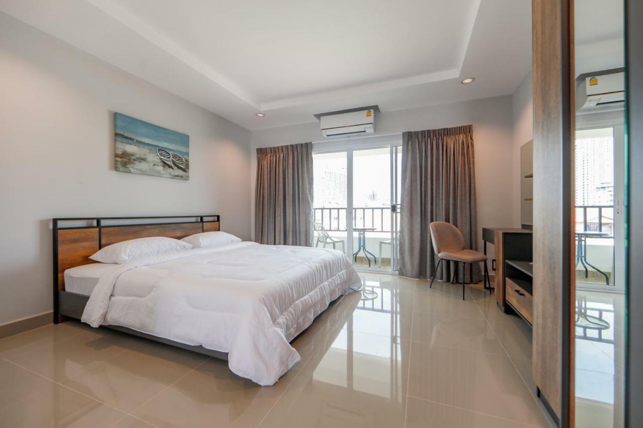 Nalanta Hotel Pattaya Esterno foto