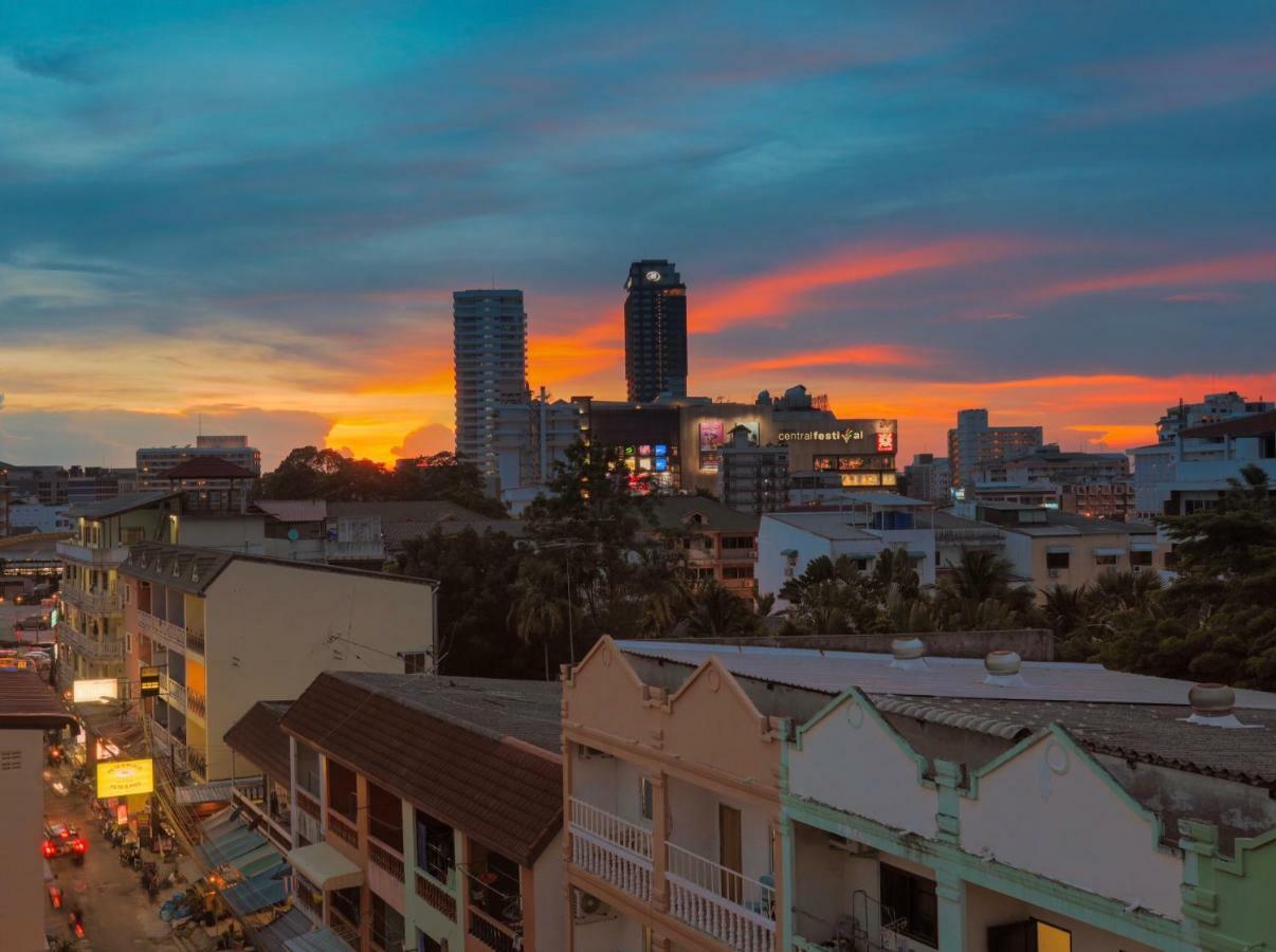 Nalanta Hotel Pattaya Esterno foto