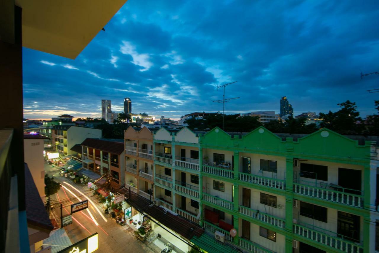 Nalanta Hotel Pattaya Esterno foto